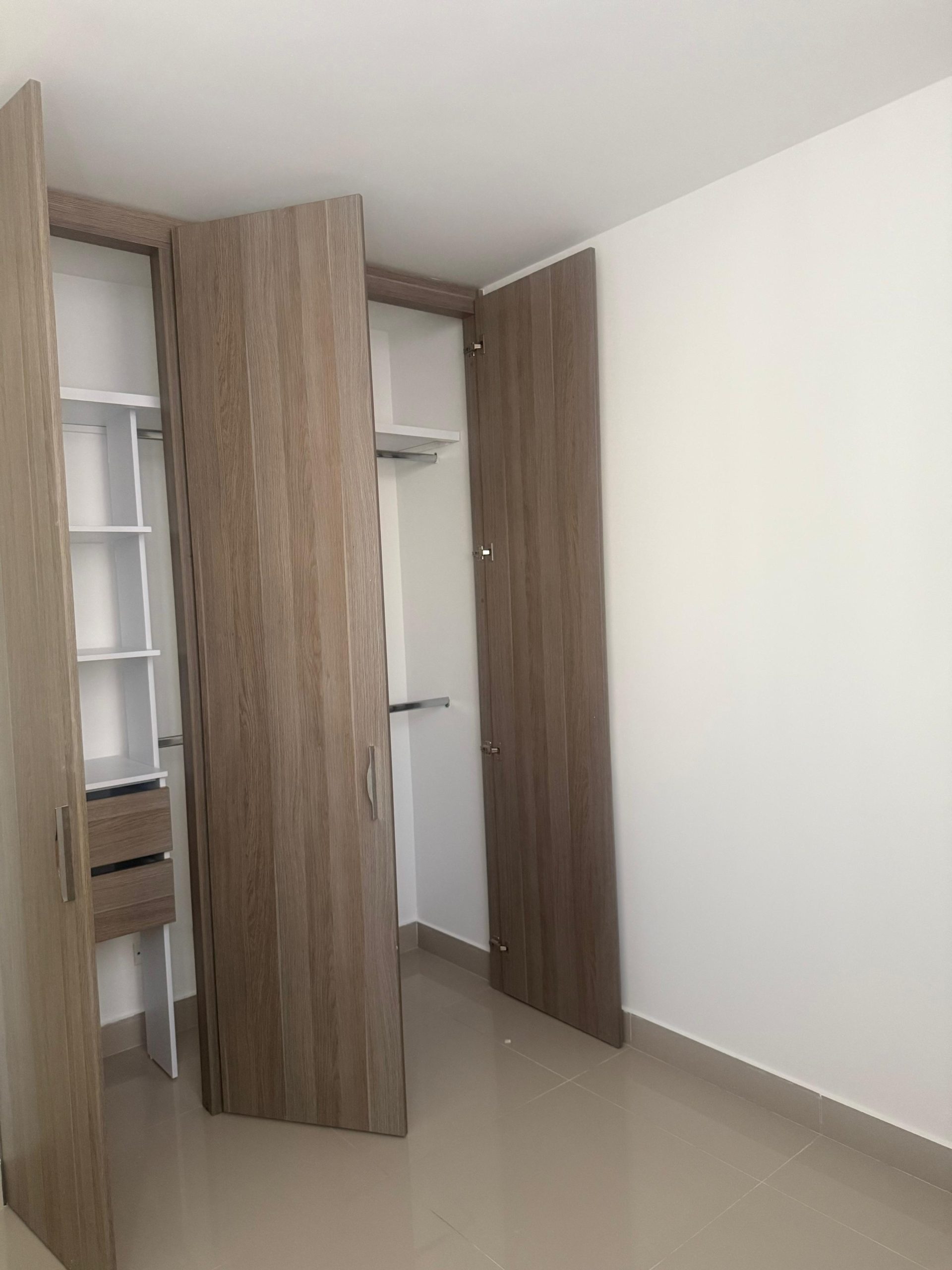 APARTAMENTO EN VALLE DEL LILI (RENTADO) - Imagen 8