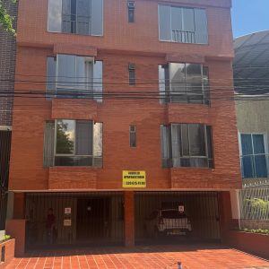 EDIFICIO EN RÍO LILI